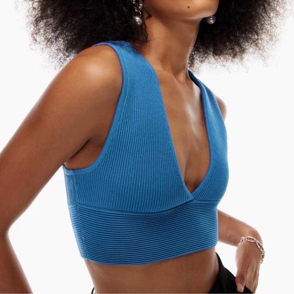 Babaton Carlotta Sculpt Knit Deep V Neck Tank Compressive XS Aqua EUC - Picture 4 of 15